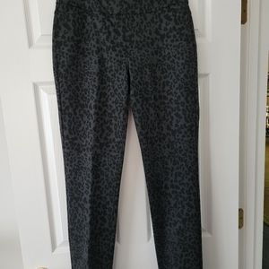 Westbound Black Leopard Print Fitted/Stretch Pant Size 10 Long